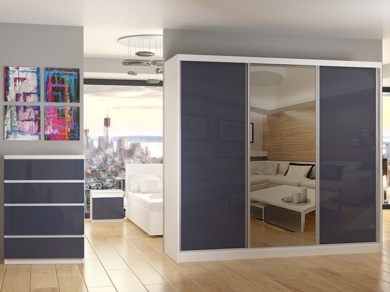 Armadio scorrevole 232 cm con specchio grigio acciaio lucido Produttore BM SZP4/2/W/WI/2S1L/HI
