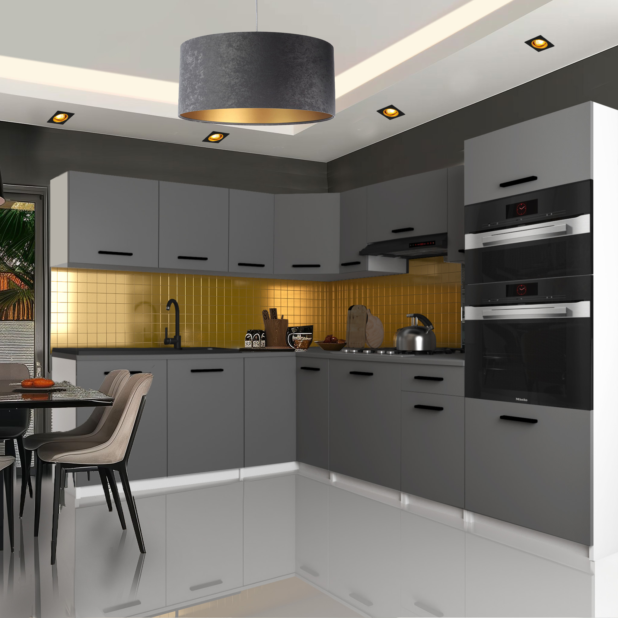 Cucina con armadietti grigio antracite e backsplash dorato